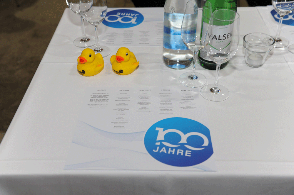Kreis Wasser Event Identity 100 Jahr Jubilaeum